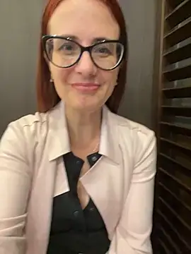 دردشة NataKitten الجنسية المباشرة