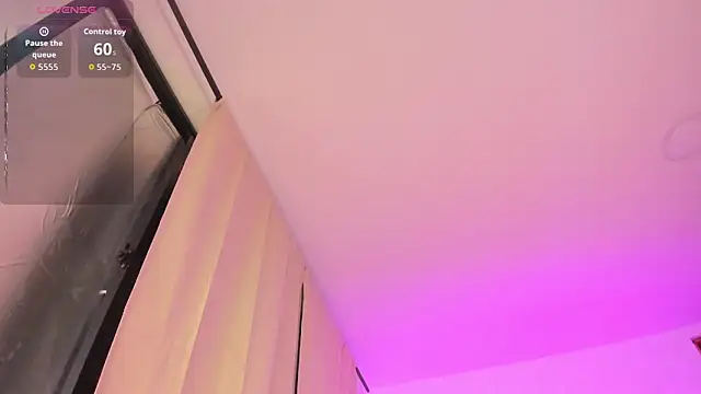 Kylie2211のライブXXXチャット