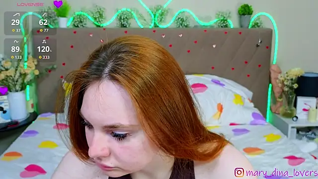 Mary_Dina Webcam show