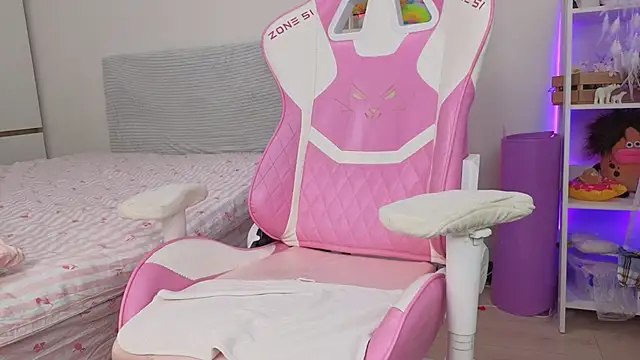 Mia_WaterFallのライブXXXチャット