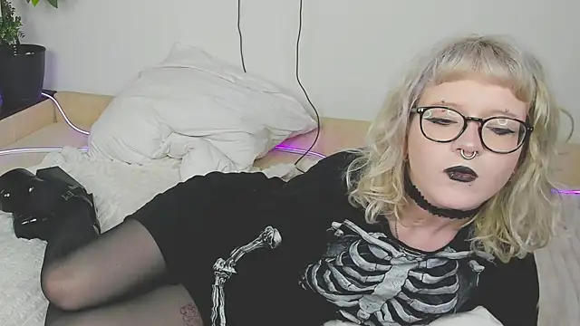 Chatroom XXX en direct de EdythElswick