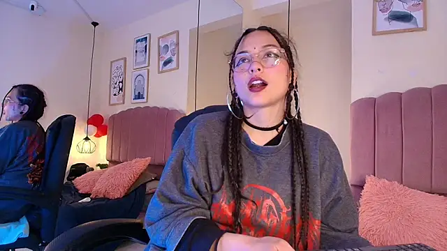 Chat +18 de Hanabie_ ao vivo