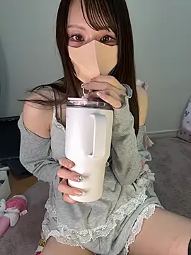 momo_mmのライブXXXチャット