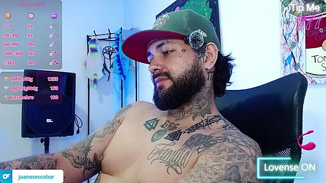 nicolastorres99's Webcam Show