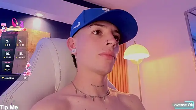 Luca_Prince_ Live XXX-Chat