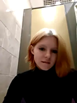 Chatroom XXX en direct de NinaParri