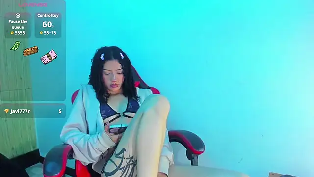 dolly_boob live XXX chat