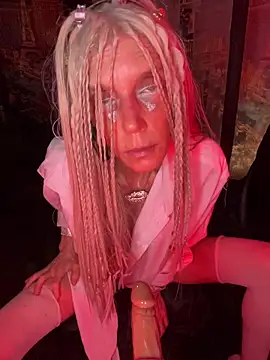 1NikiVegas' Live XXX Chat