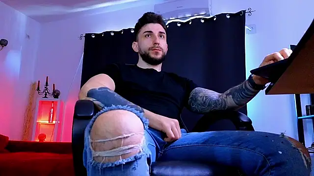 MightyAaron66's Webcam Show