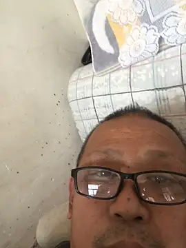 Chat +18 de yaocaobi8 ao vivo