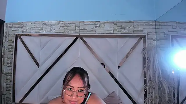 Shara_Oz Chat XXX live