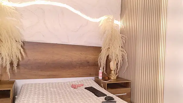 helena_bloom Adlı Modelin Canlı XXX Sohbeti