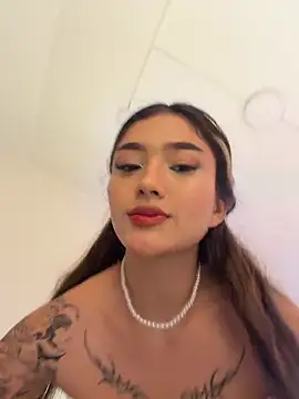 Arianavillada 现场XXX聊天