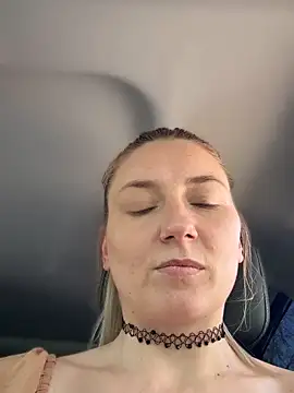 Crazy-Rosa Live XXX-Chat