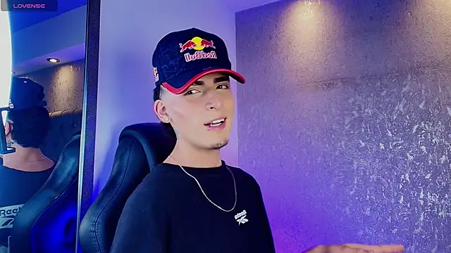 MateoMitchell Show Webcam