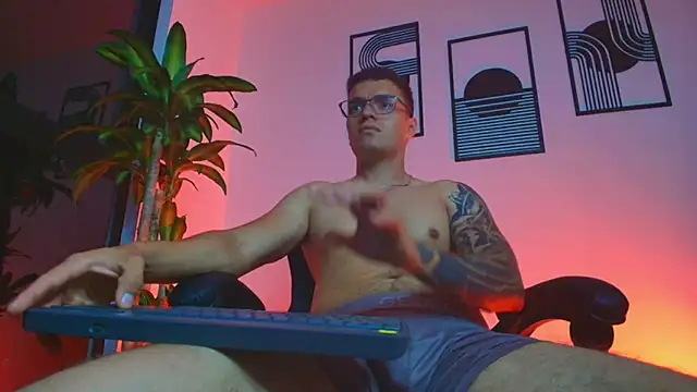 ALPHA_DOMINUS_ 웹캠 쇼