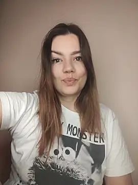 Chat +18 de KrissSexi ao vivo