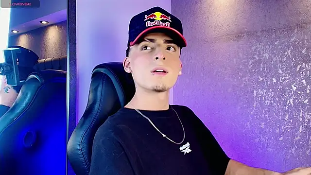 MateoMitchell 在線直播表演