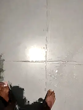 luck00y 在線直播表演