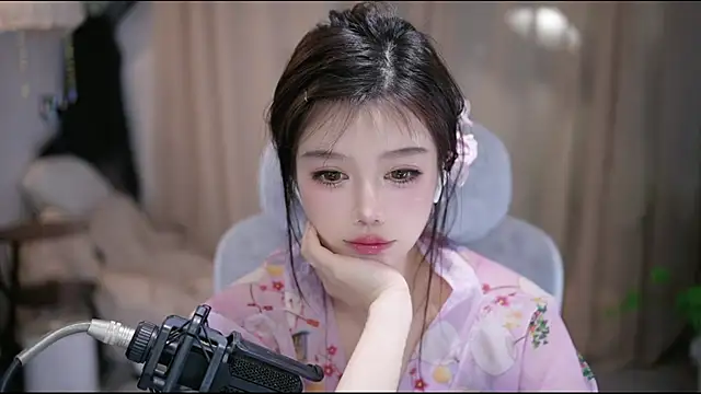 CecilyのライブXXXチャット