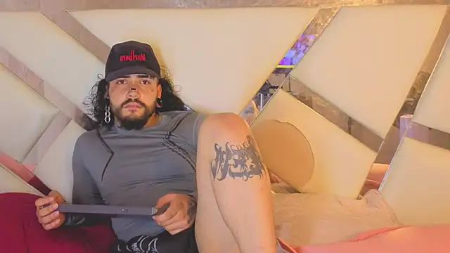 دردشة Benny_and_Mark الجنسية المباشرة