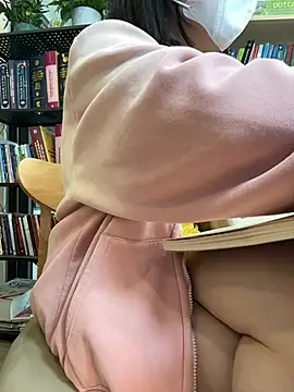 Show modela Clinic_Sexy na web-kameri