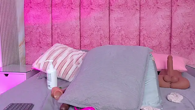 emmacurvy's Live XXX Chat