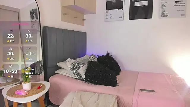 hollyprincess_2 ওয়েবক্যাম শো