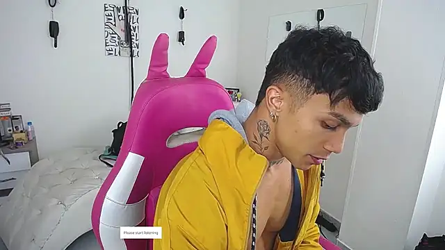 Leonard_Price Adlı Modelin Web Kamerası Şovu