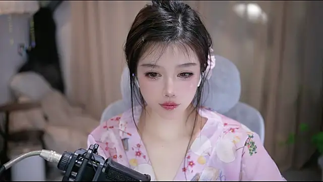 Cecily Chat XXX live