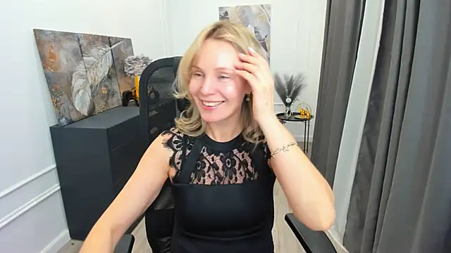 Sinty_Devis Chat XXX in diretta