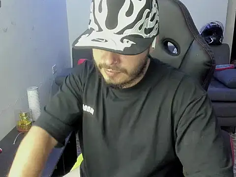 ragnar_lothbrok777's Live XXX Chat