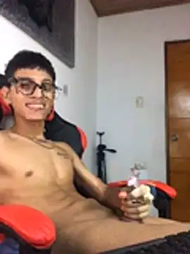 Chatroom XXX en direct de sung_yol