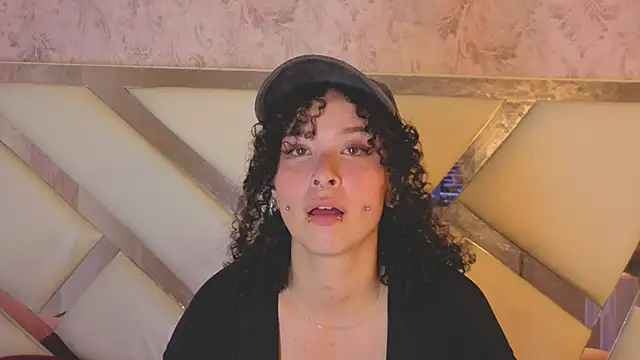 Benny_and_Mark's Live XXX Chat