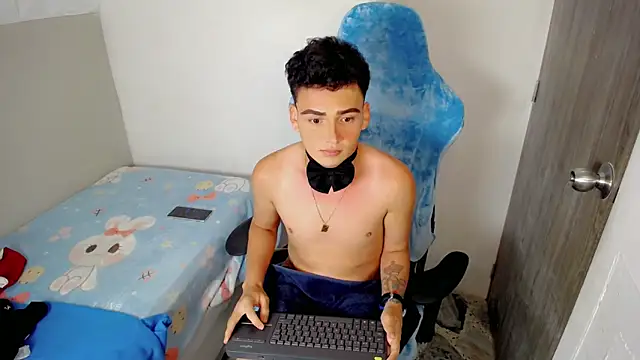 Živý XXX chat Mathias_twinkk