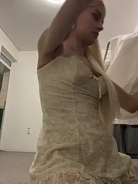 SelenaDaze live XXX chat