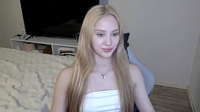 Layla001's Live XXX Chat