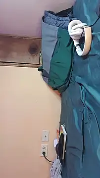 Suamyst_25: διαδικτυακό σόου στην κάμερα