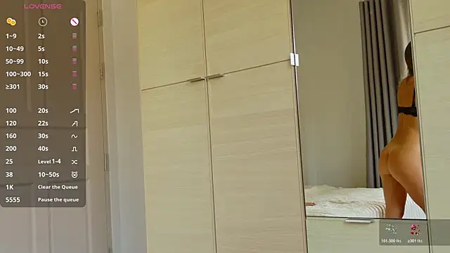 MilaReef's Live XXX Chat