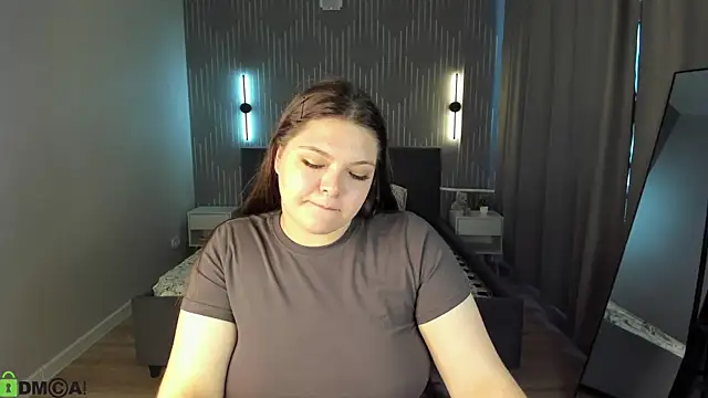 Chat XXX en directo de Evelyne_Loo