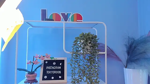 TokyoHaskel's Live XXX Chat