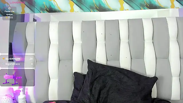 IsaDiiaz Chat XXX in diretta