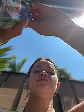 Chat +18 de AngelinaTeller ao vivo