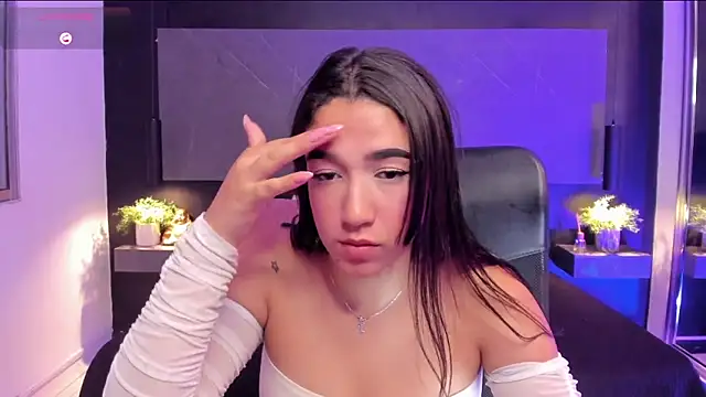 SaraaMills 라이브 XXX 채팅