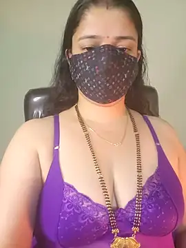 nsdhlove Chat XXX in diretta