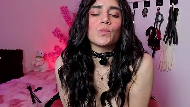 elowen_halley1 라이브 XXX 채팅