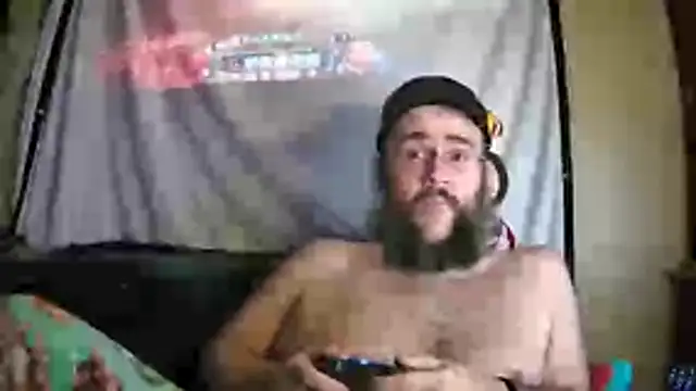 BriTheTopBear webkamerás műsora