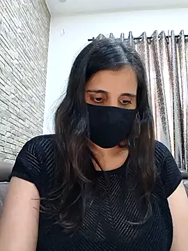 tinaarora Chat XXX in diretta