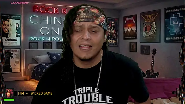 chino_roz Show Webcam