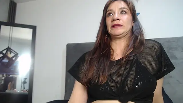 Ava_Stone 即時 XXX 聊天